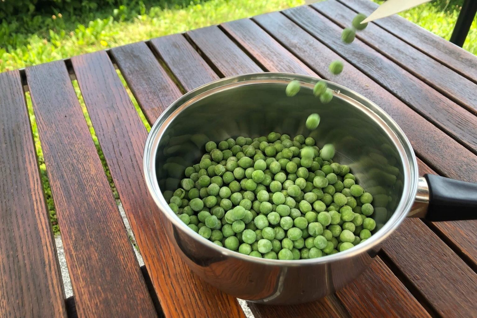 Erbsenpüree zum Selbermachen | Rezept mit Minze und Miso Erbsenpüree zum Selbermachen | Rezept mit Minze und Miso